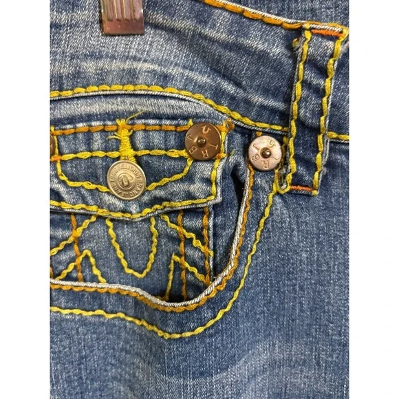 True Religion Sarah Big T Straight Leg Jeans Blue Yellow Stitch Size 31 USA - Picture 6 of 7